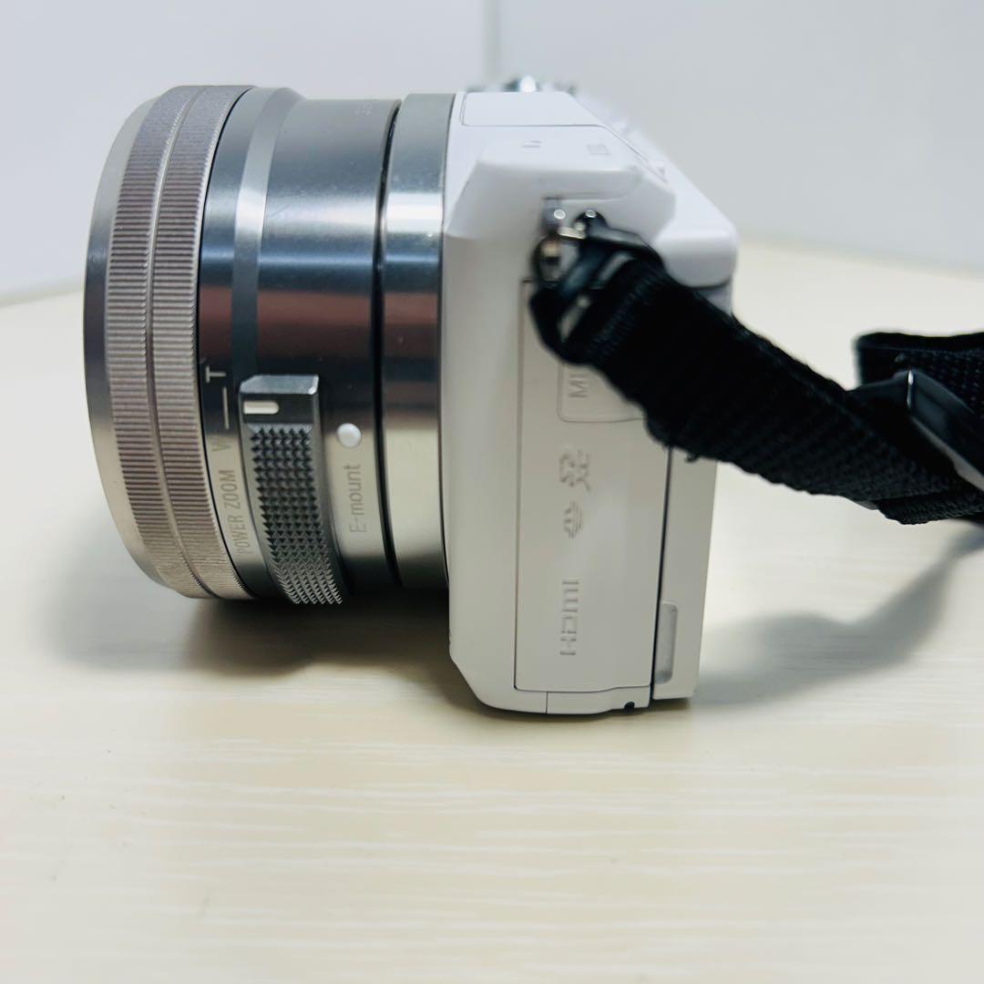 人気！ SONY α5100 ミラーレス一眼 E 16-50mm ホワイト