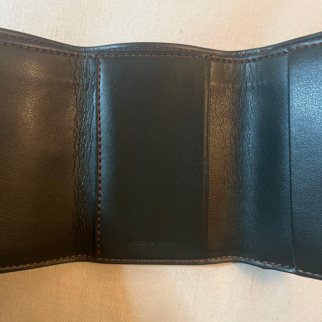 マルニ marni レザー製3つ折り財布 オリーブ グリーン ほぼ未使用 美品