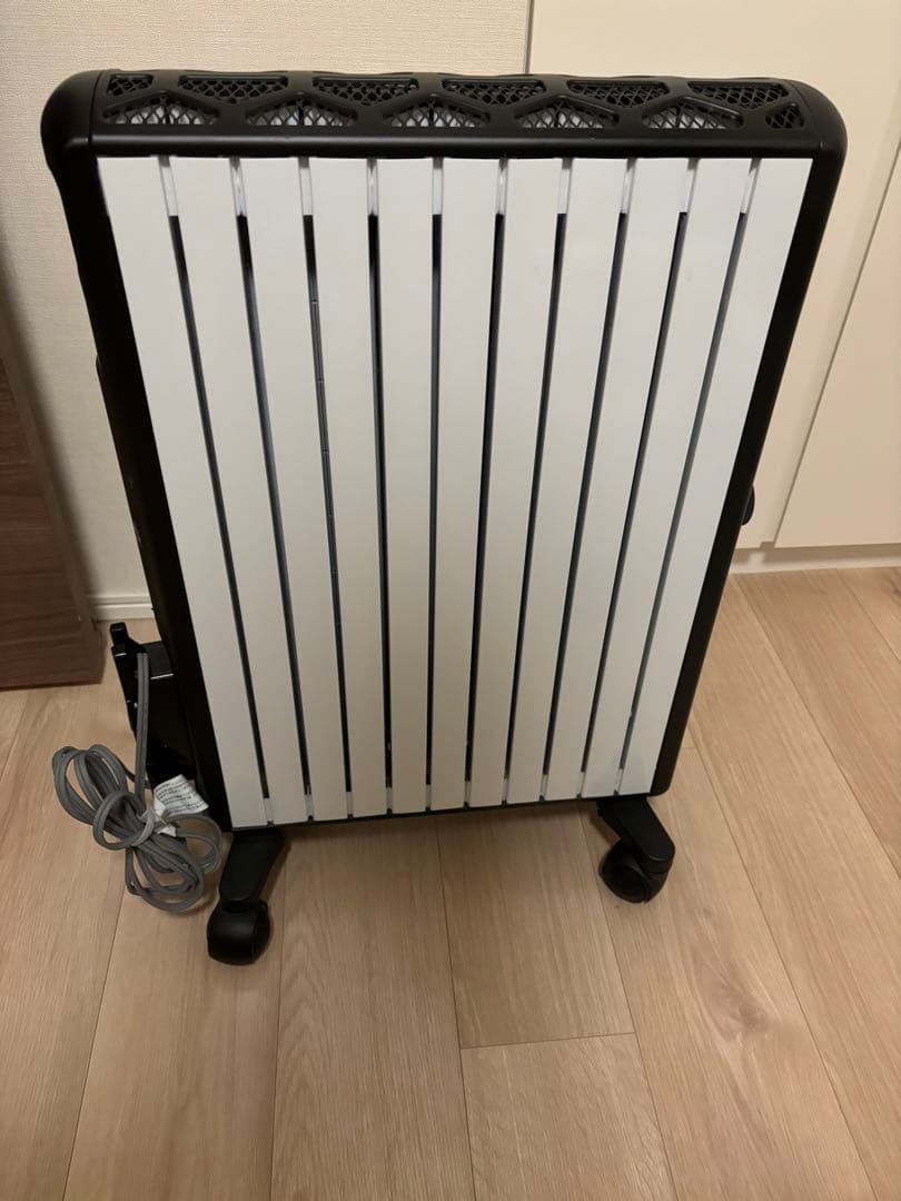 【美品】デロンギ　マルチダイナミックヒーター　MDHU15-BK