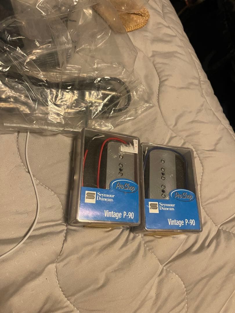 1*0様 Blitz エレキギター イエロー　ＭＯＤ美品