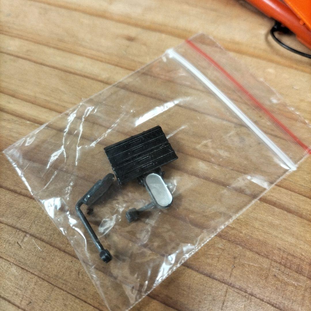 新品、未使用　HITACHI　ZAXIS 210 1/40 パワーショベル