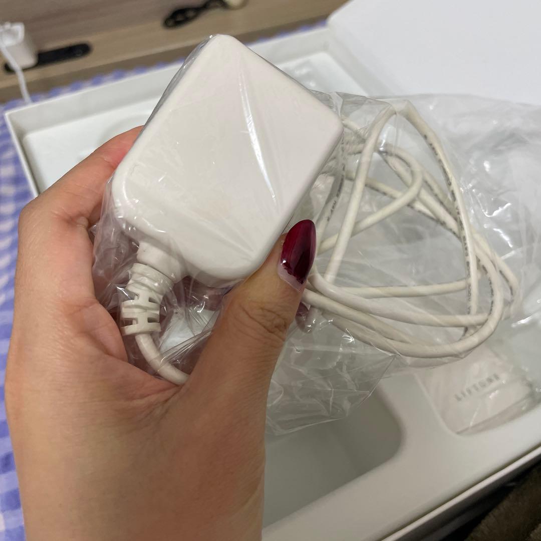 【即購入◎】LIFTUNE リフチューン　美顔器