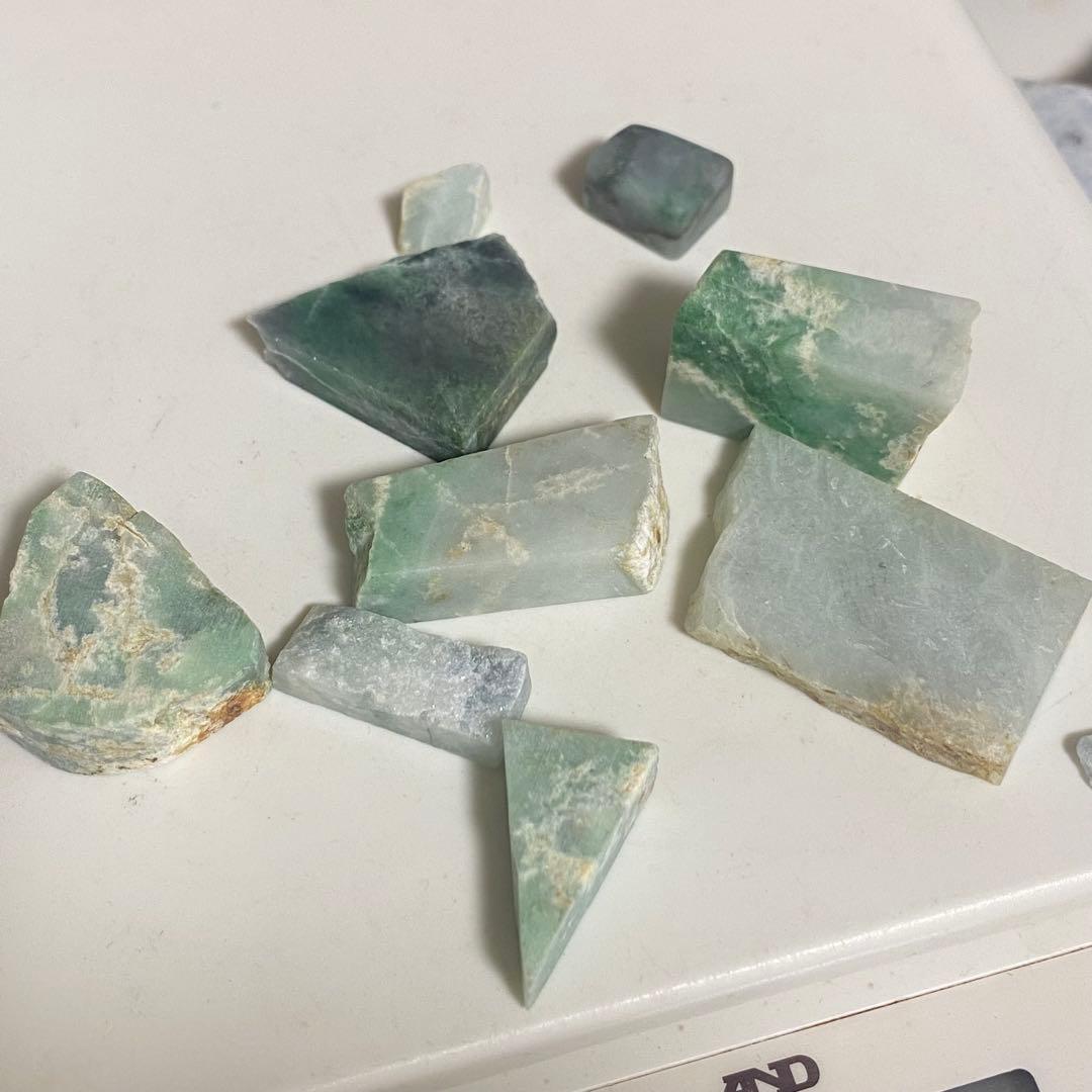 糸魚川翡翠　大量4.5〜kgセット　処分価格