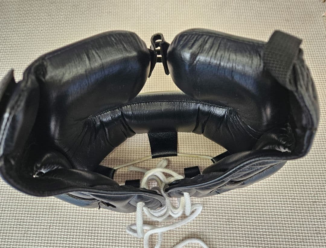 ウイニング製ヘッドギア FG3000