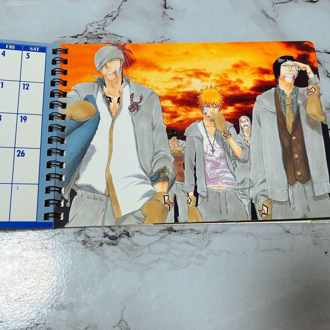 BLEACH 2010年　カレンダー　ステッカー付き