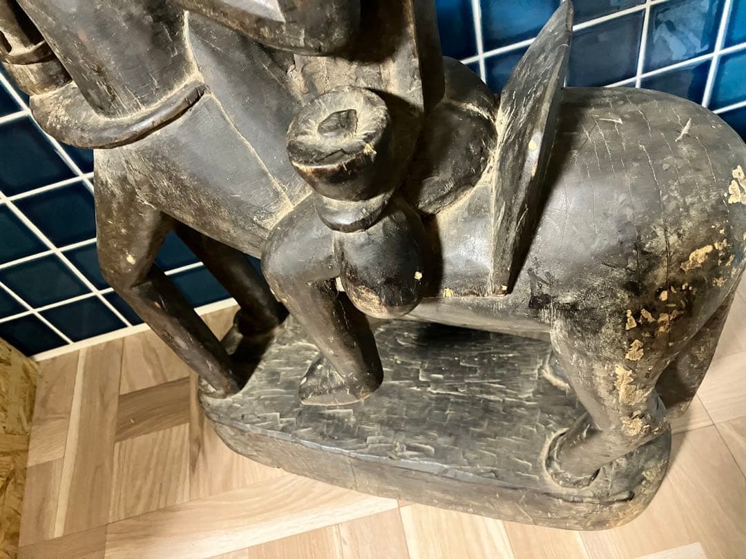 マリ　ドゴン族　木製オブジェ馬