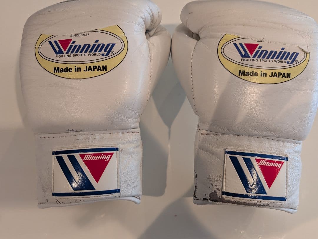 Winning ボクシンググローブ 8oz ホワイト　値段交渉可