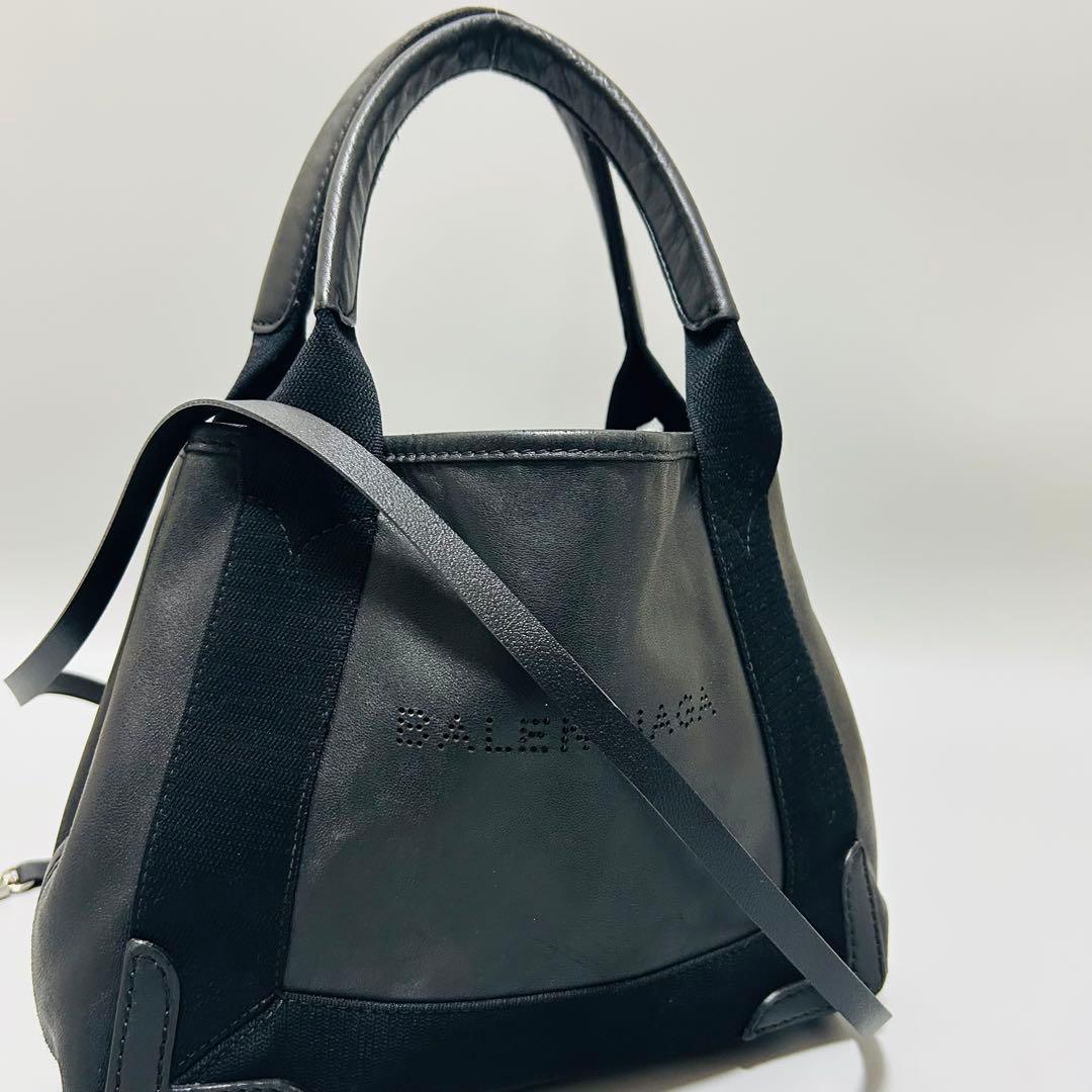 BALENCIAGA ネイビーカバスXS 2WAY ハンドバッグ ブラック