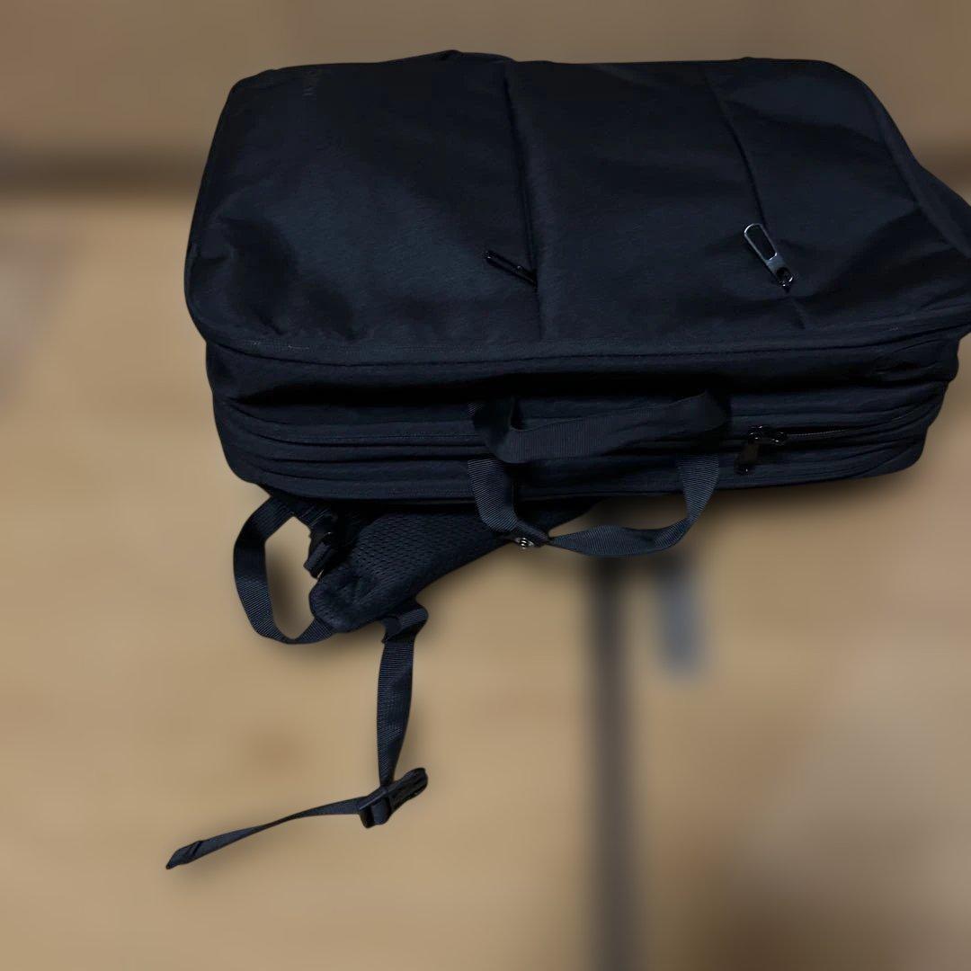 美品］Evoonマルチビジネスリュック3.0 大容量 拡張機能 多機能 撥水加工