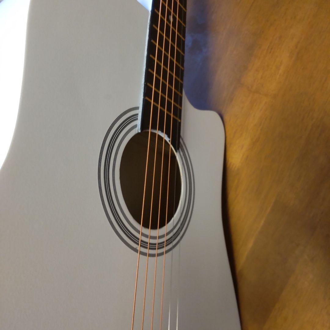 (新品！)ホワイトカッタウェイアコースティックギター