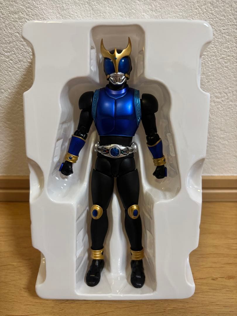 S.H.Figuarts（真骨彫製法） 仮面ライダークウガ ドラゴンフォーム
