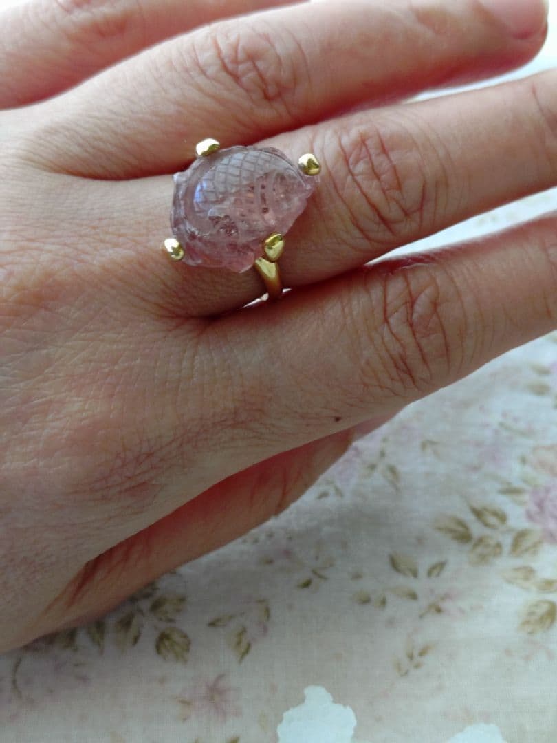 みんにょ☆ボンマジック☆ピンクトルマリン☆鯛？彫刻リングk18