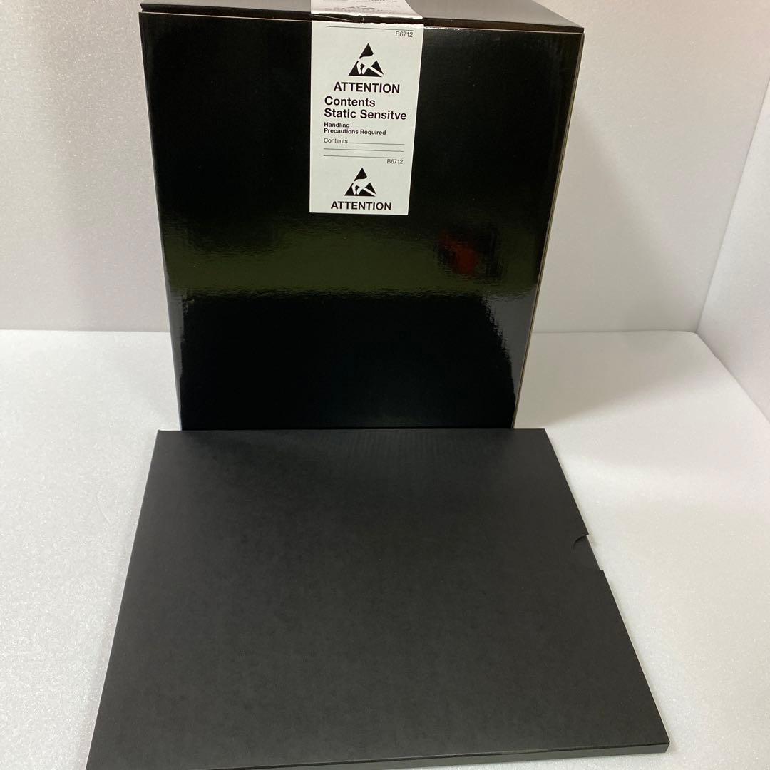 BEATLESS set　レイシア フィギュア（初回限定版）設定資料付き