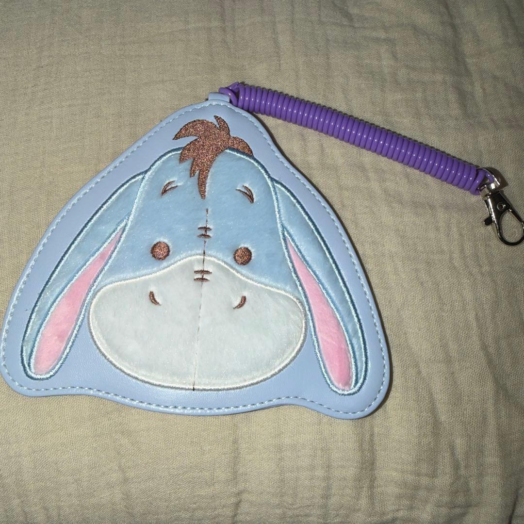 イーヨーぬいぐるみ5体セットとパスケース