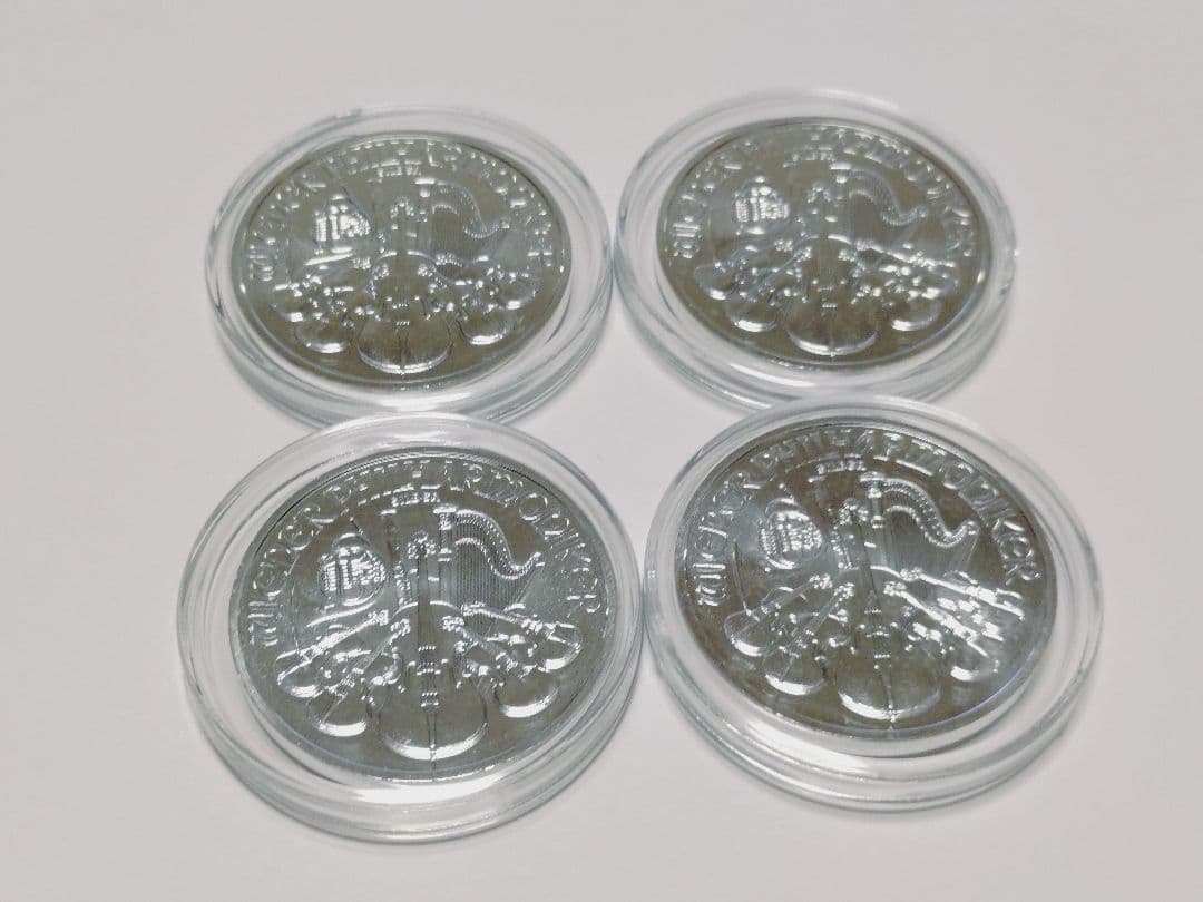 オーストリア ウィーンフィル1オンス銀貨　4枚セット　ケース付き