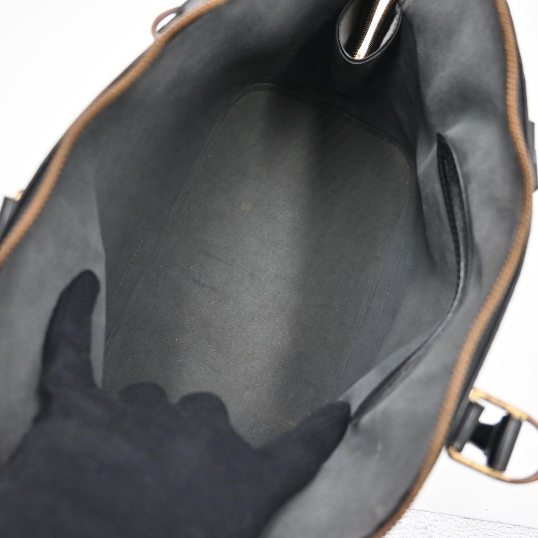 ルイヴィトン エピ アルマPM ハンドバッグ ブラック アルマ ノワール 黒