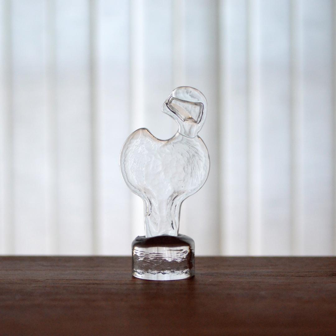 エリックホグランのガラスの鳥の置物