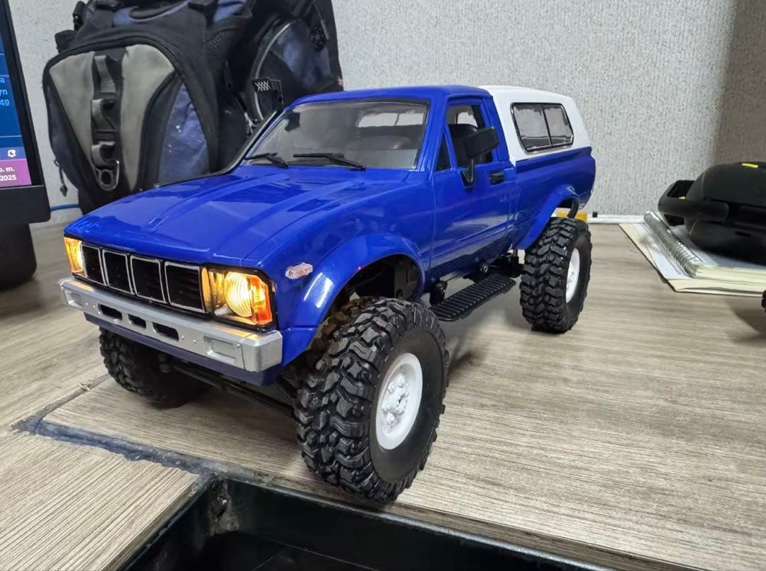 WPL フルスケール RCカー 1:16 4WD ロッククローラー LEDライト