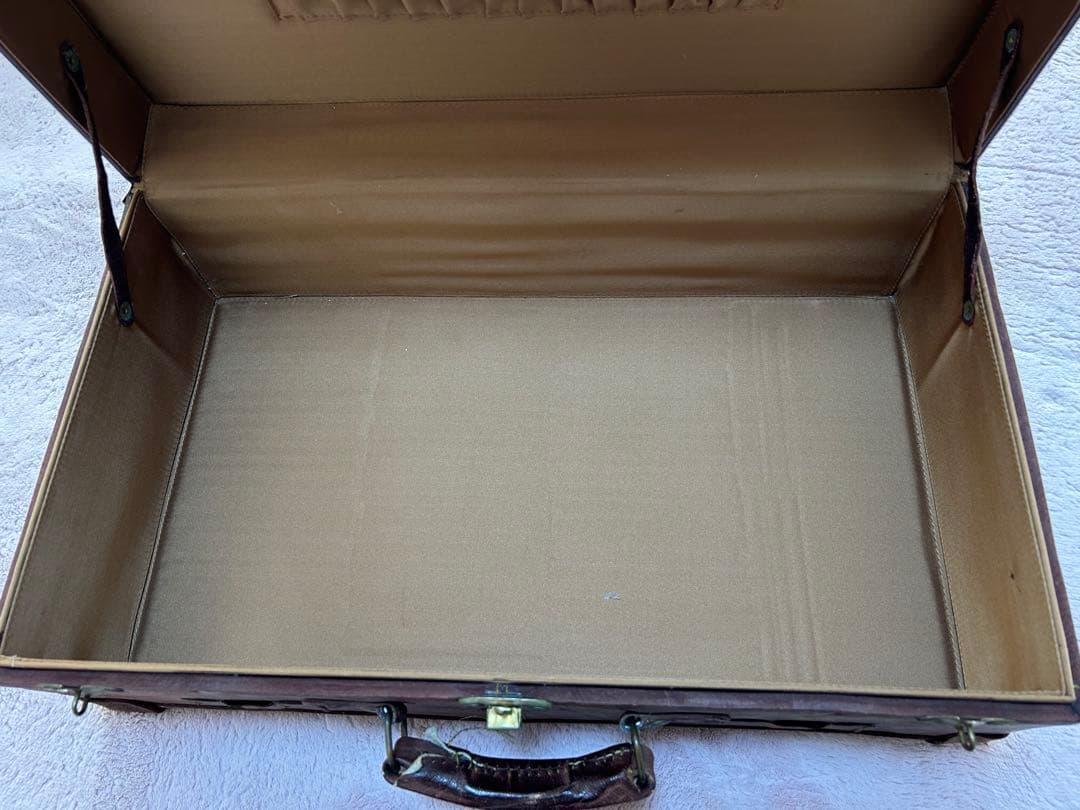 JAL ミッキー革製トランク