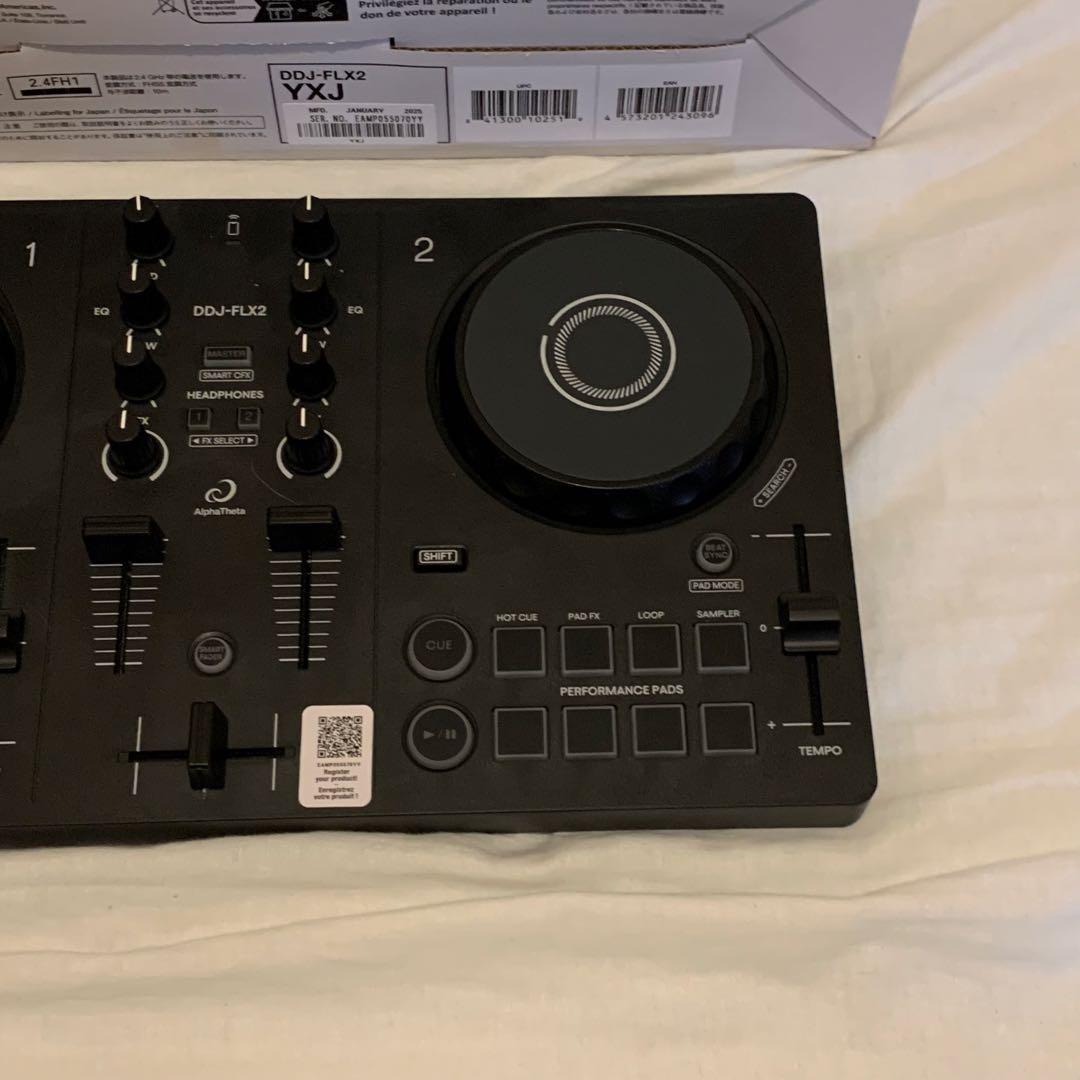 DDJ - FLX2 コントローラー