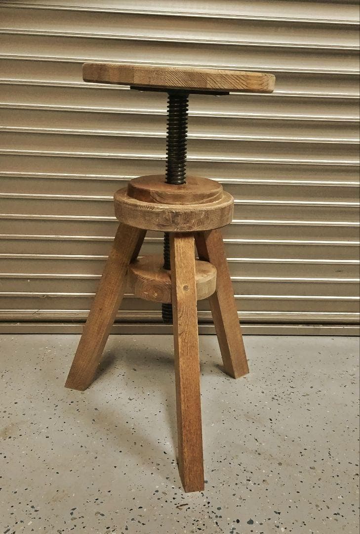 木製　丸イス　スピンスツール　ハンドメイド