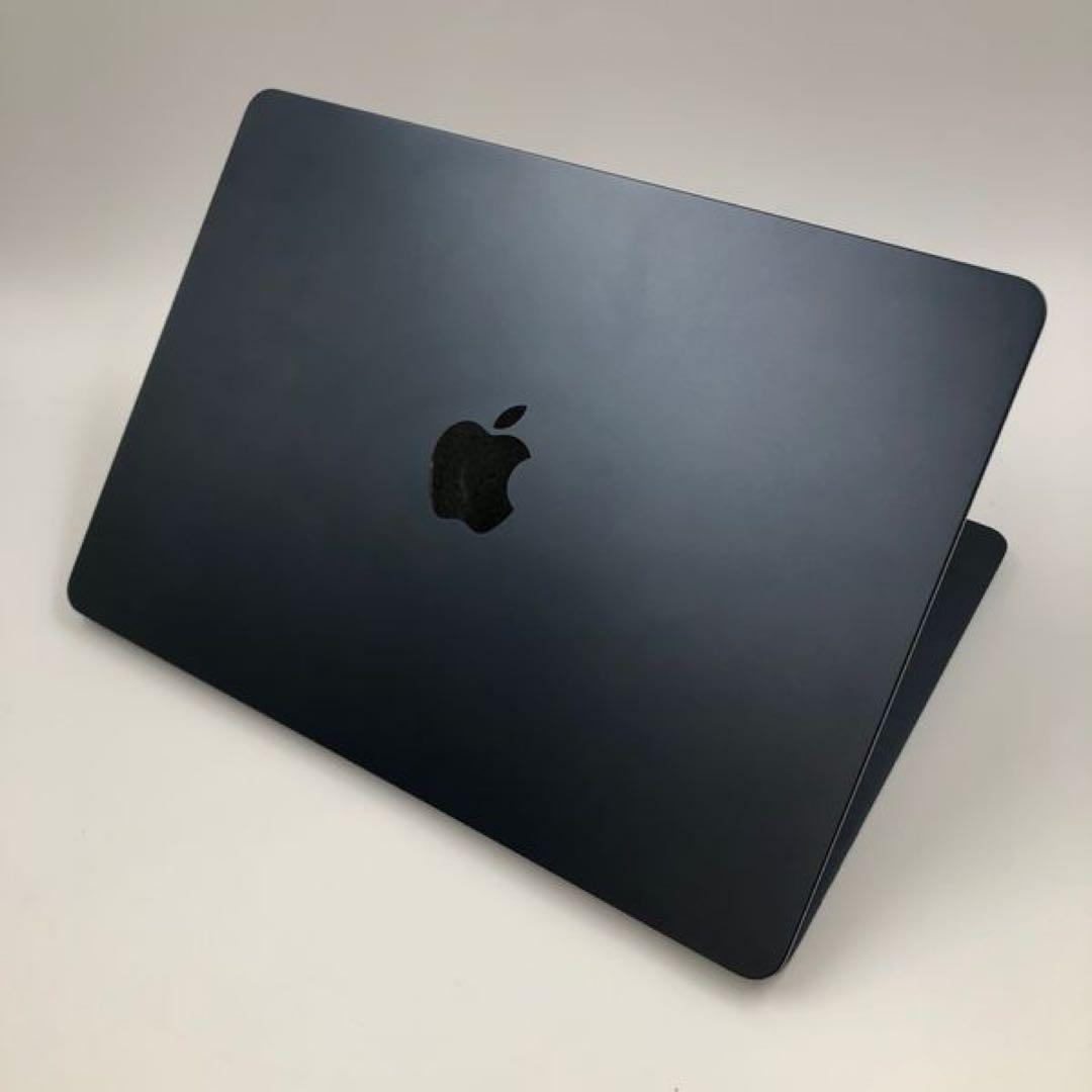 MacBook Air 2022 M2チップ　ミッドナイト　256GB