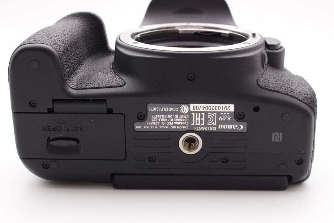 美品✨Canon EOS Kiss X8i 標準レンズキット　Wi-Fi機能