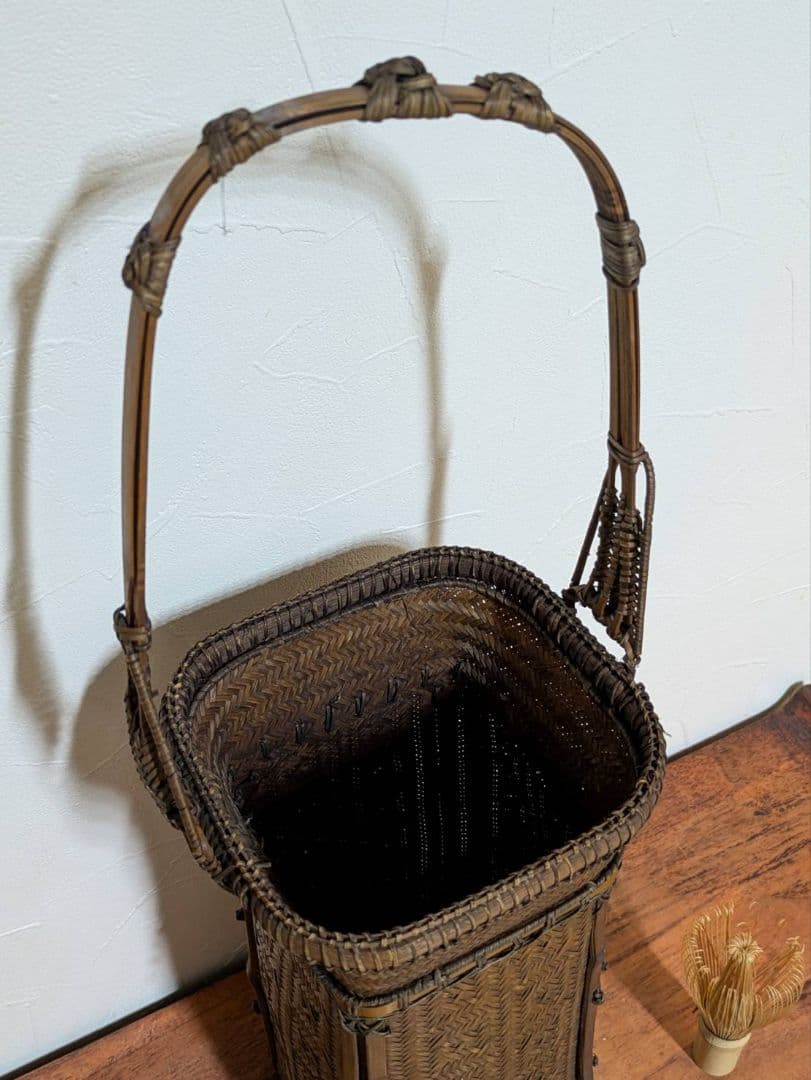 JAPANESE BAMBOO BASKET 煤竹花籠 提籠 花篭 花器 花入