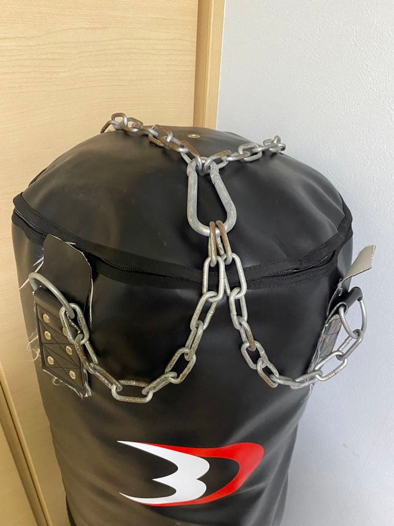 BODY DESIGN サンドバッグ 黒 チェーン付き