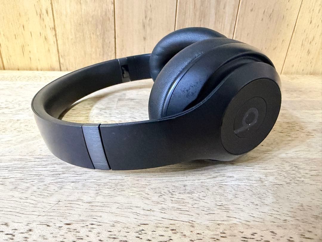 Beats Studio Pro ブラック　ワイヤレスヘッドホン