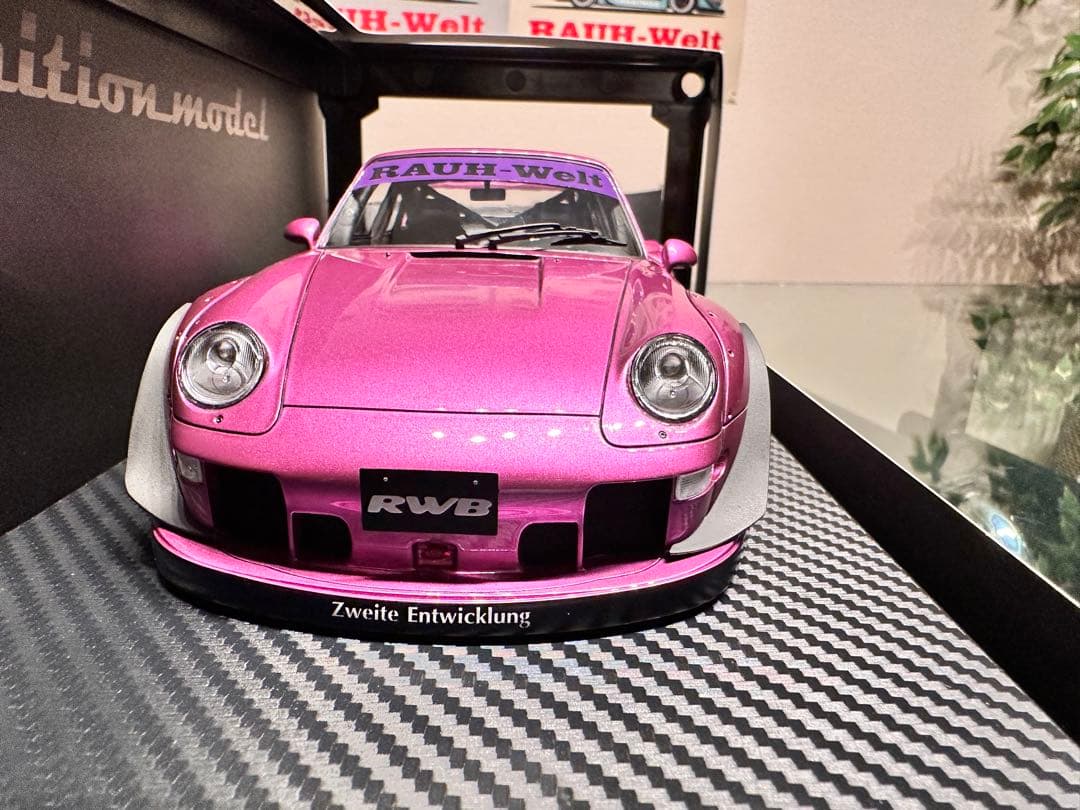 RWB993 CARMEN ピンク 1/18