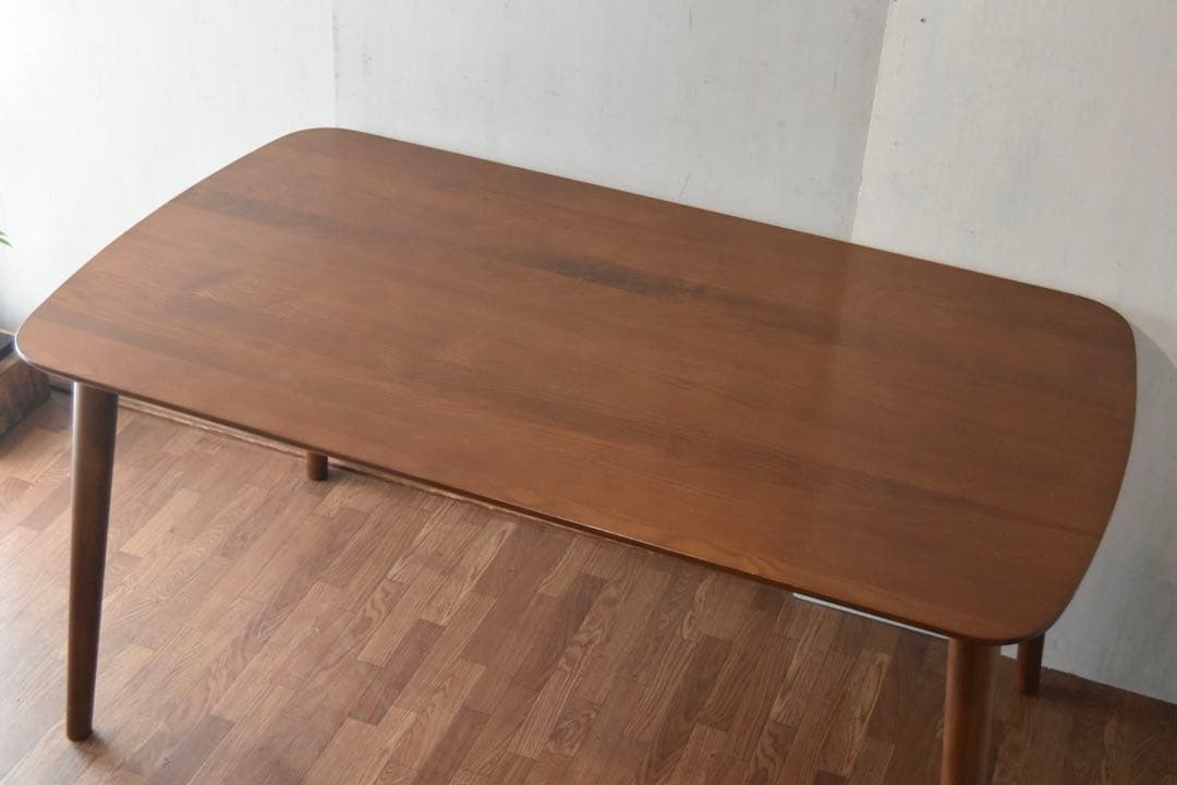 ダイニングテーブル Dining Table