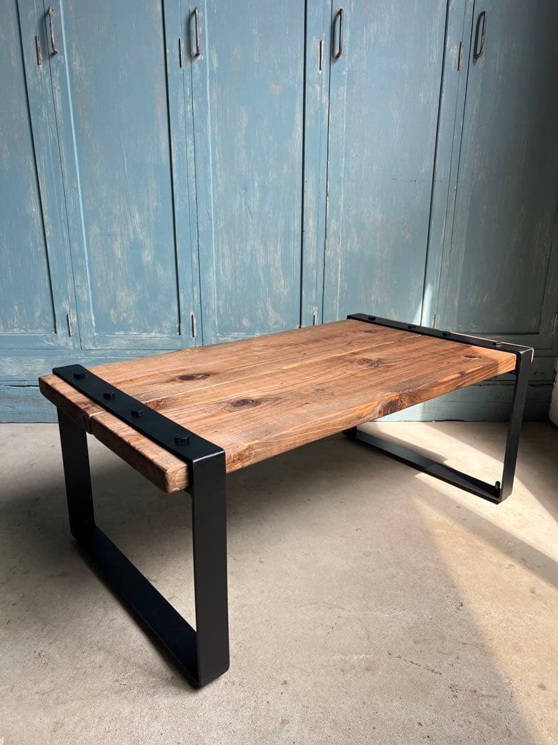 アイアンテーブル　ローテーブル　アイアン家具