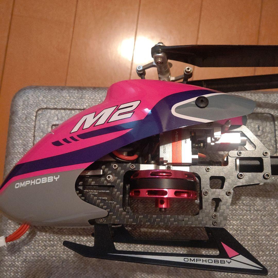 パン、OMPHOBBY M2 ヘリコプター ピンク/ブラック未使用に近い！