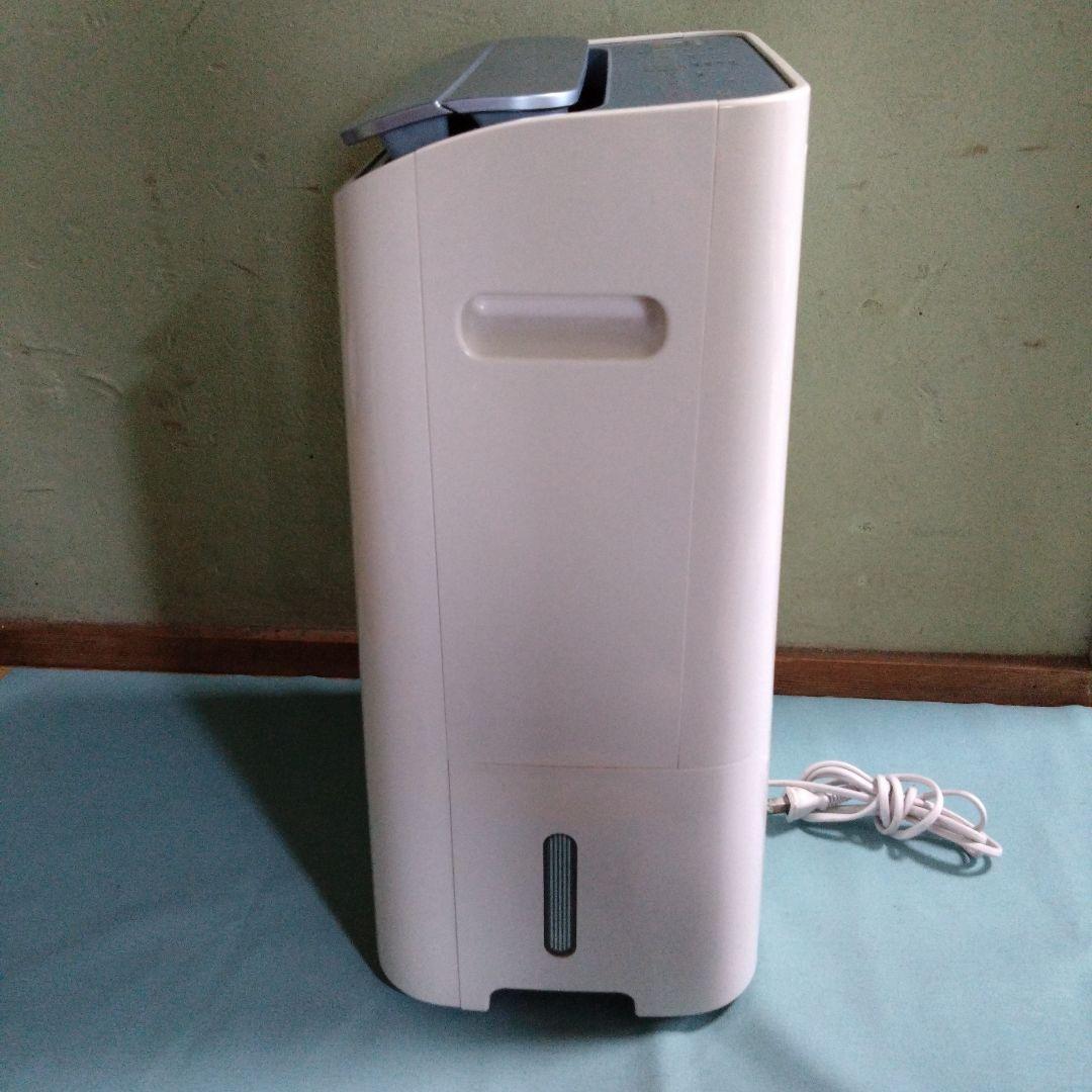 シャープ　空気清浄除湿機　CV-EF120-W