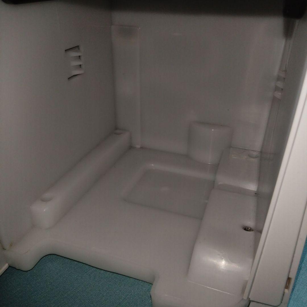 シャープ　空気清浄除湿機　CV-EF120-W