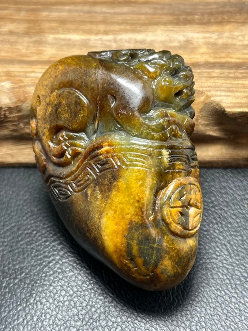 ぴーや★逸品！高品質和田玉★ペンダント、握り石★籽料証明書つき