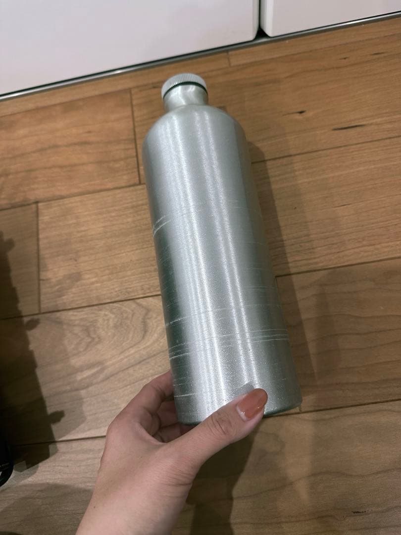 ガソリン予備燃料タンク　携行缶