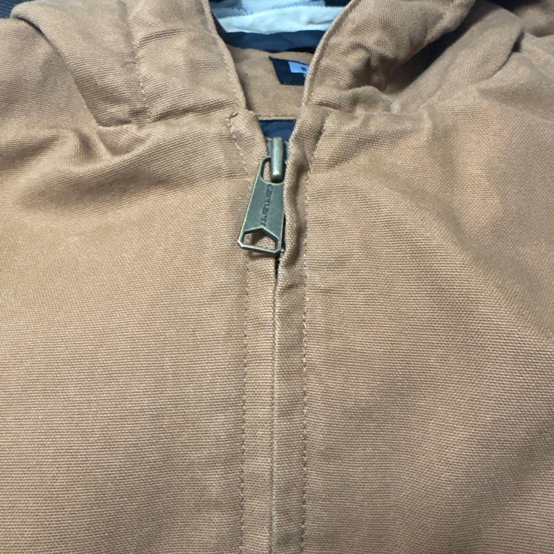 Carharttアクティブジャケット