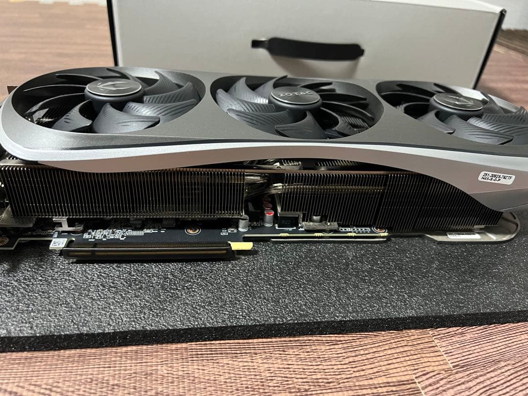 グラフィックボード・グラボ・ビデオカード ZOTAC GAMING GeForce RTX 4070 Ti