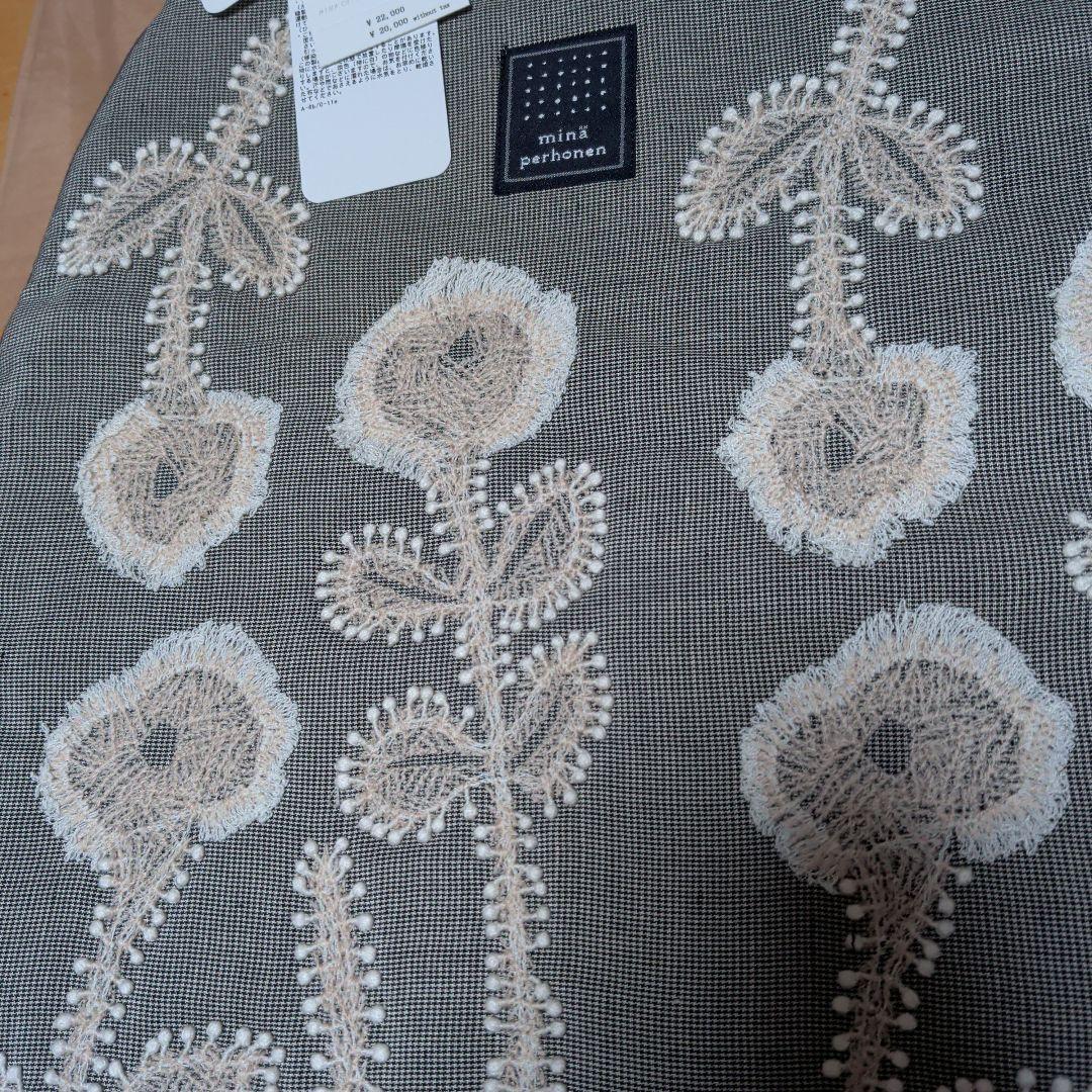 ミナペルホネン　エッグバッグ　新品未使用frost garden　定価➕️手数料