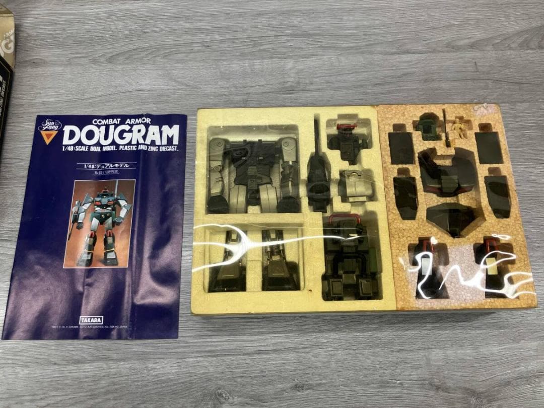 タカラ 太陽の牙ダグラム 1/48 デュアルモデル コンバットアーマー ダグラム