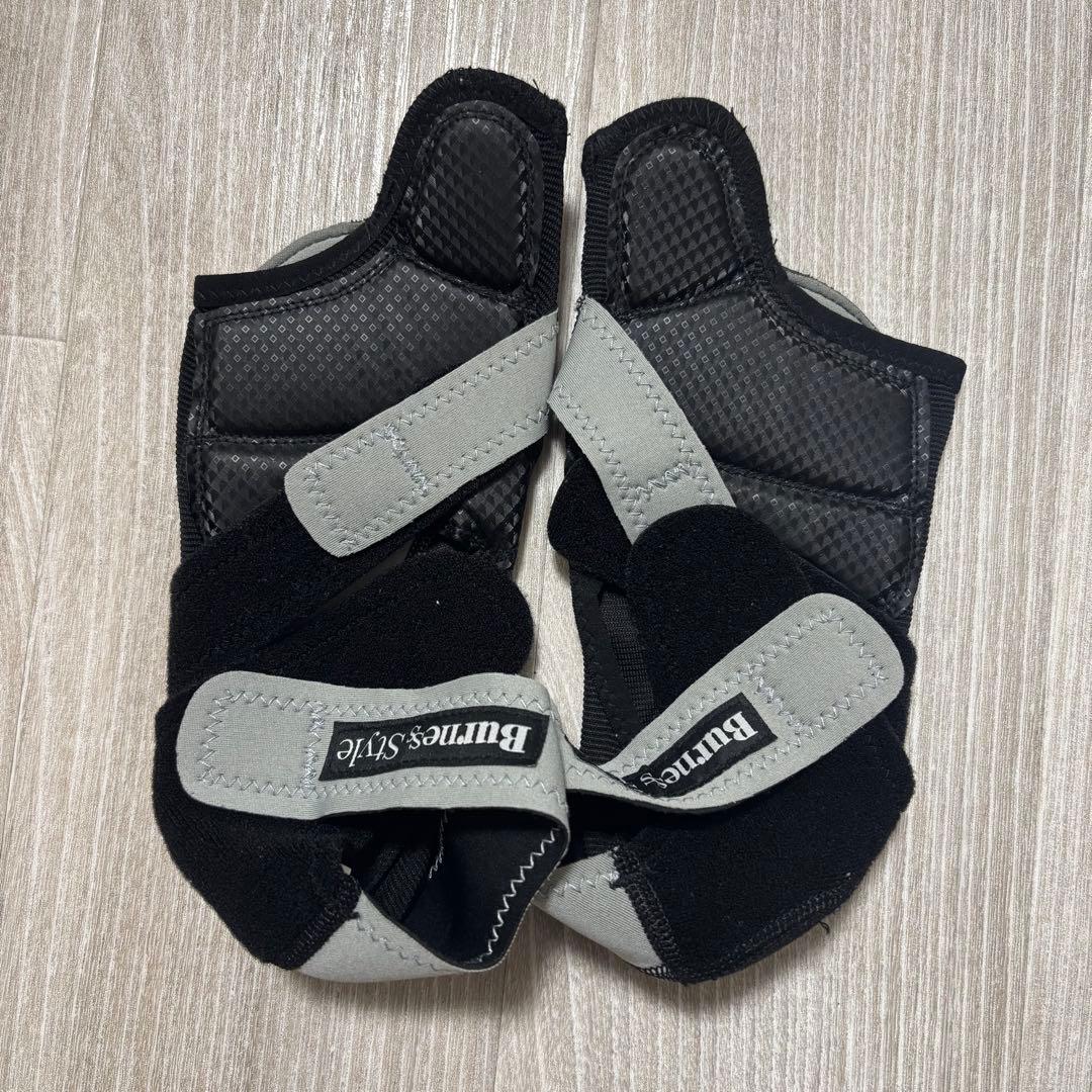 バーネススタイル 【新品未使用】グローブ Sサイズ　【1度のみ使用】シューズM