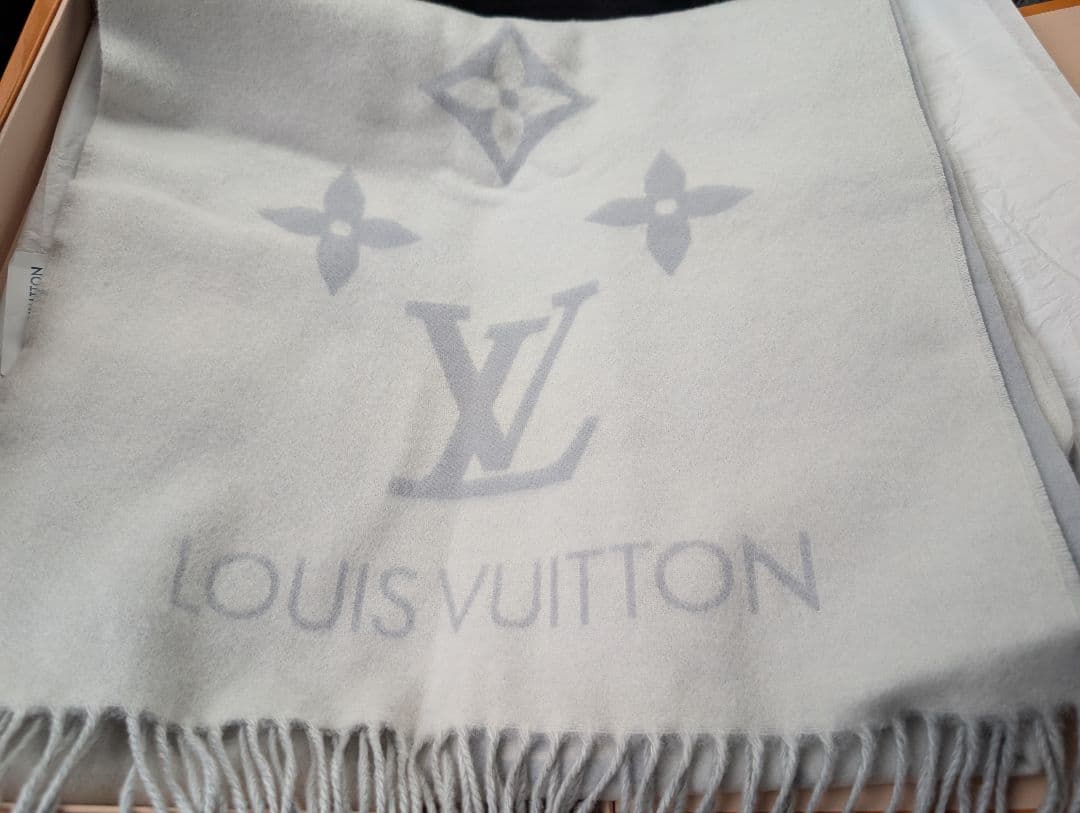 ルイ・ヴィトン　マフラー モノグラムジャイアント エシャルプ レイキャビック