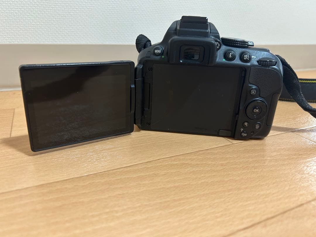 Nikon D5300 デジタル一眼レフカメラ　カメラバッグ付き　レンズセット