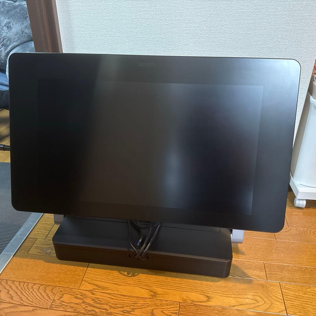 【欠品有り】Wacom Cintiq Pro 24 ペンモデル＋エルゴスタンド