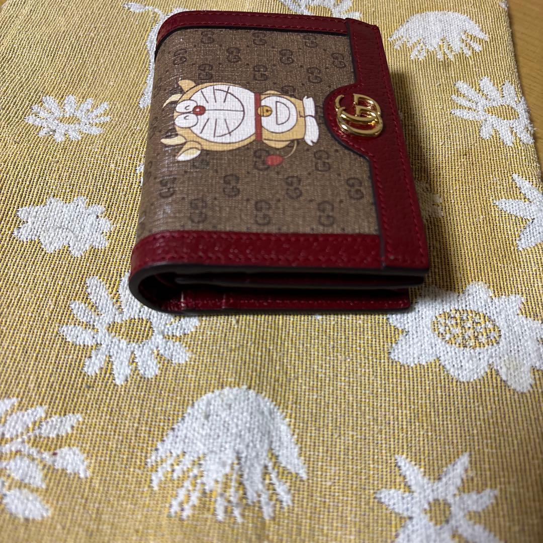 GUCCI ドラえもん二つ折り財布