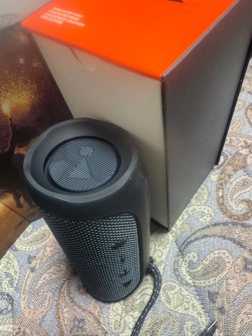 スピーカー・ウーファー JBL FLIP ESSENTIAL 2