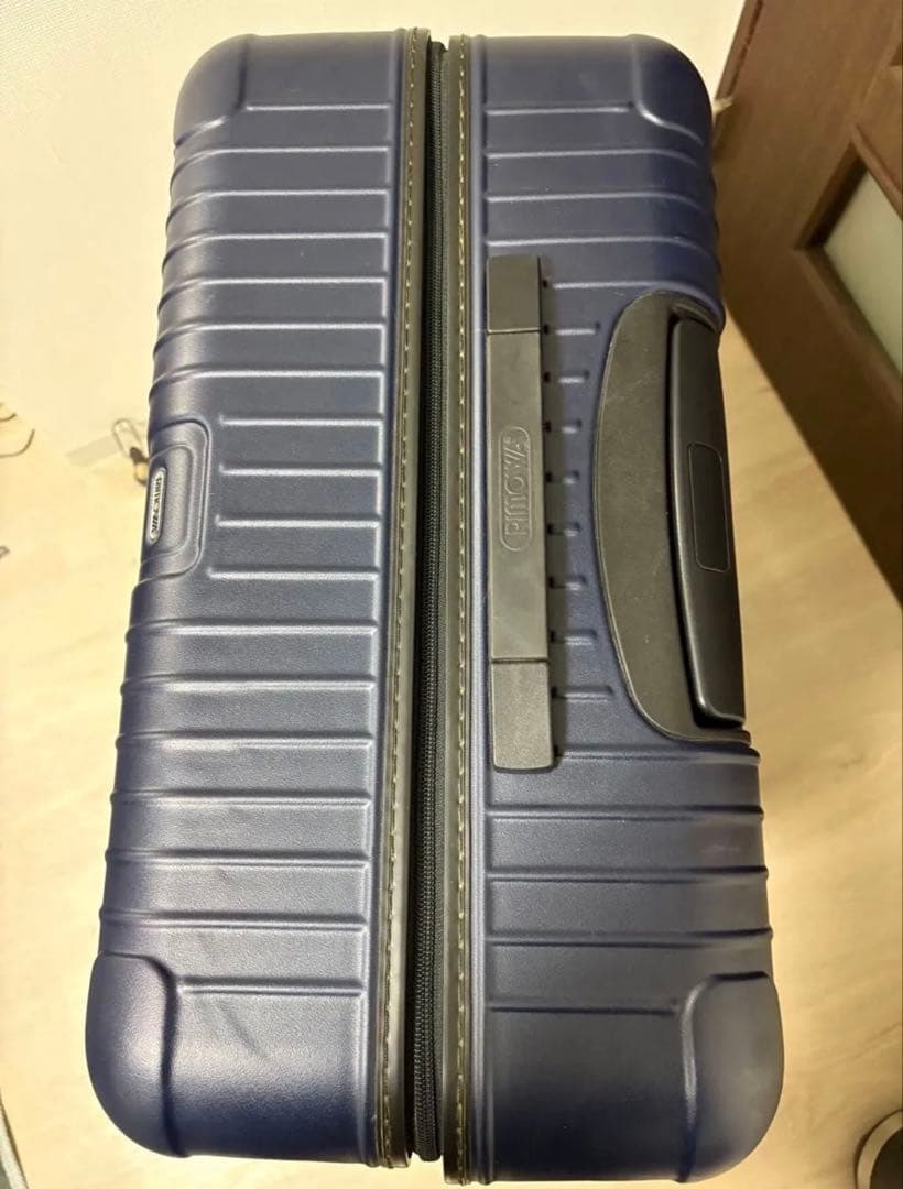 リモワ、サルサ大型キャリーケース 4輪電子タグ付