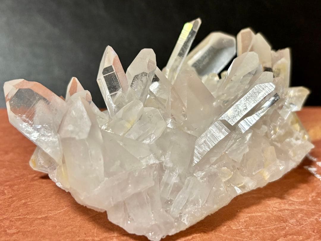 水晶クラスター(アメリカ・アーカンソー州産)
